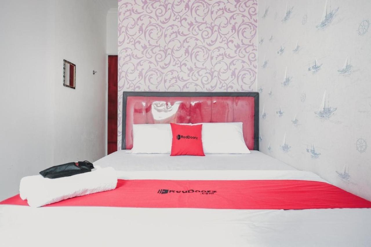 Reddoorz Near Nagoya Hill Batam 4 Hotell Jodoh  Eksteriør bilde