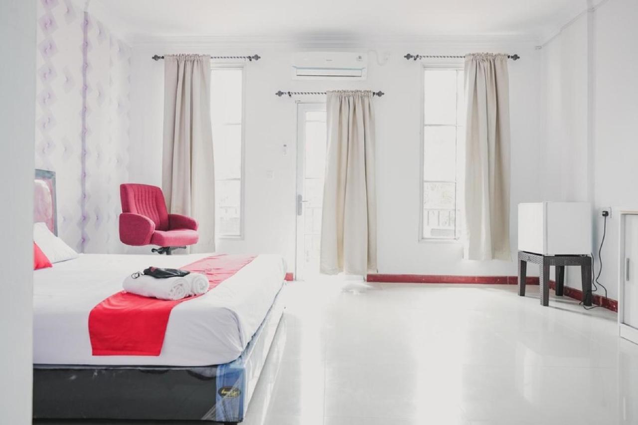 Reddoorz Near Nagoya Hill Batam 4 Hotell Jodoh  Eksteriør bilde