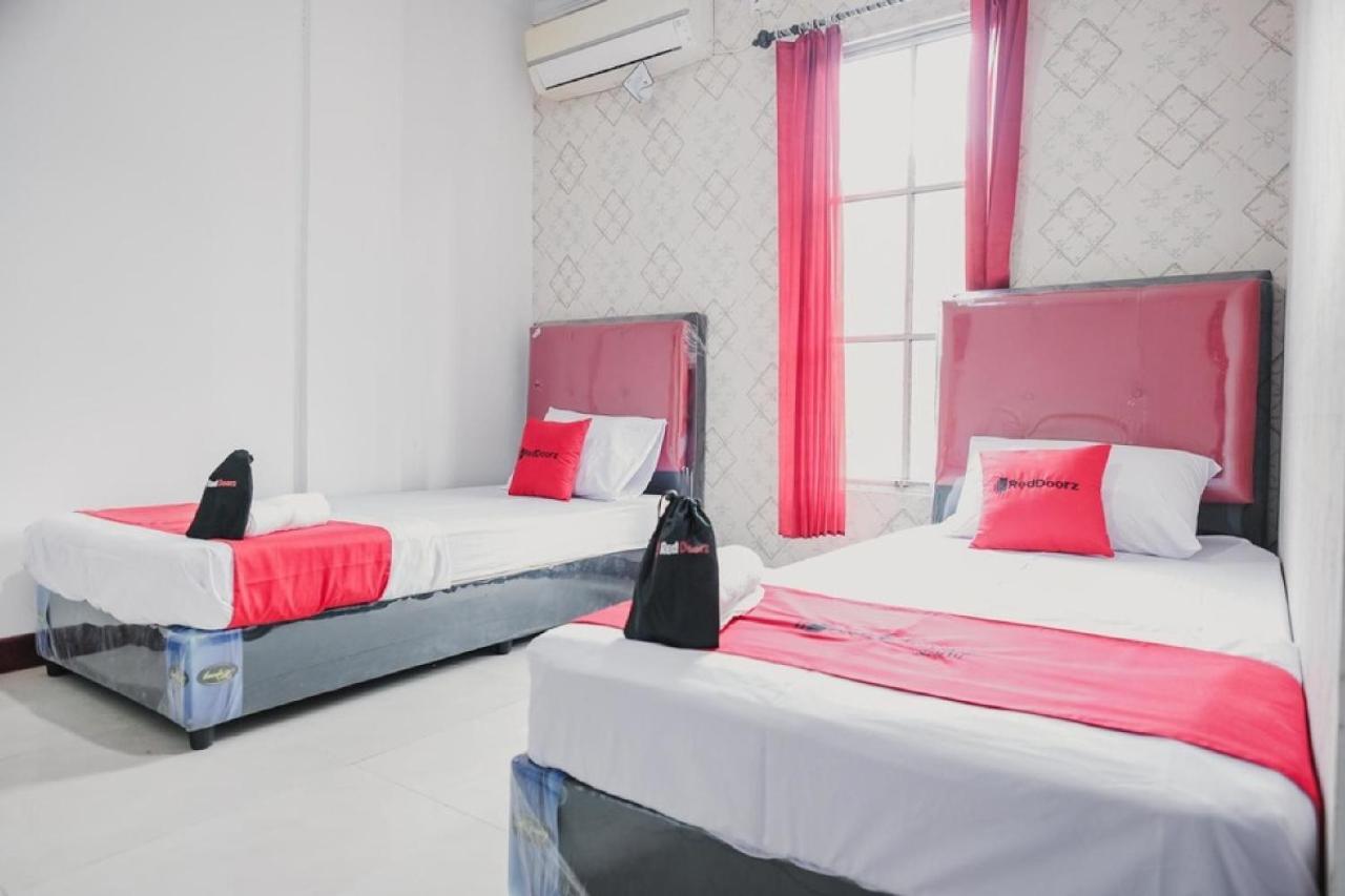 Reddoorz Near Nagoya Hill Batam 4 Hotell Jodoh  Eksteriør bilde